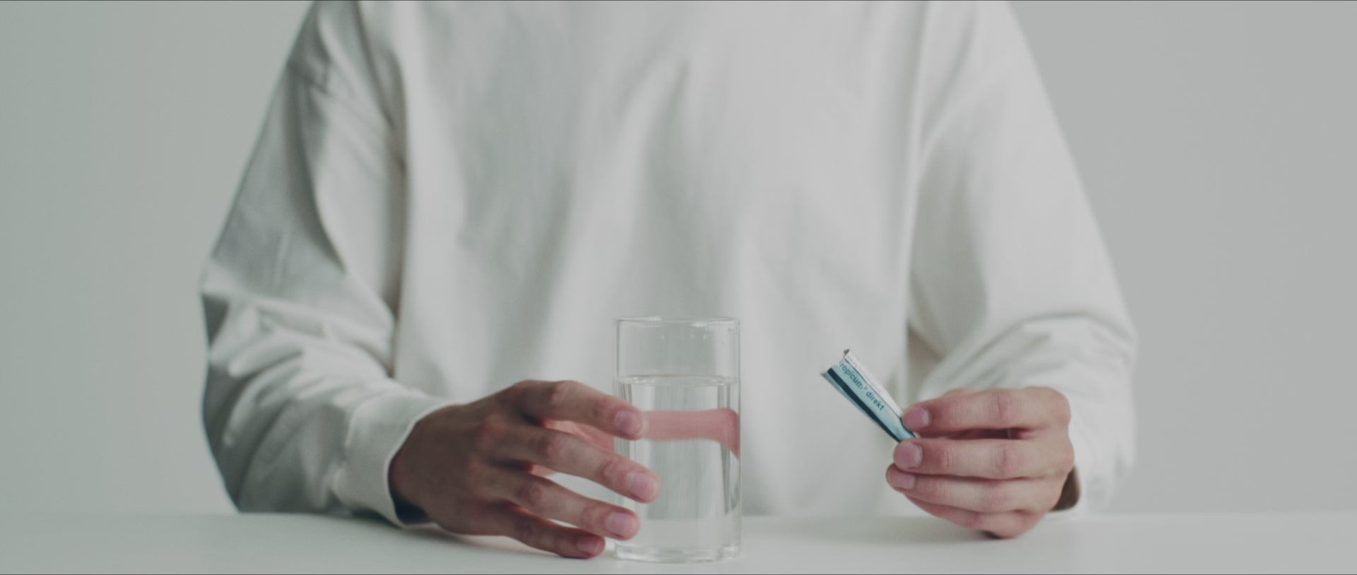 Video zeigt, wie propicum® direkt eingenommen wird. 